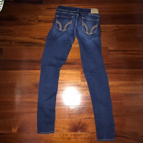 SOLD❌Hollister Jeans - Picture 3 of 4